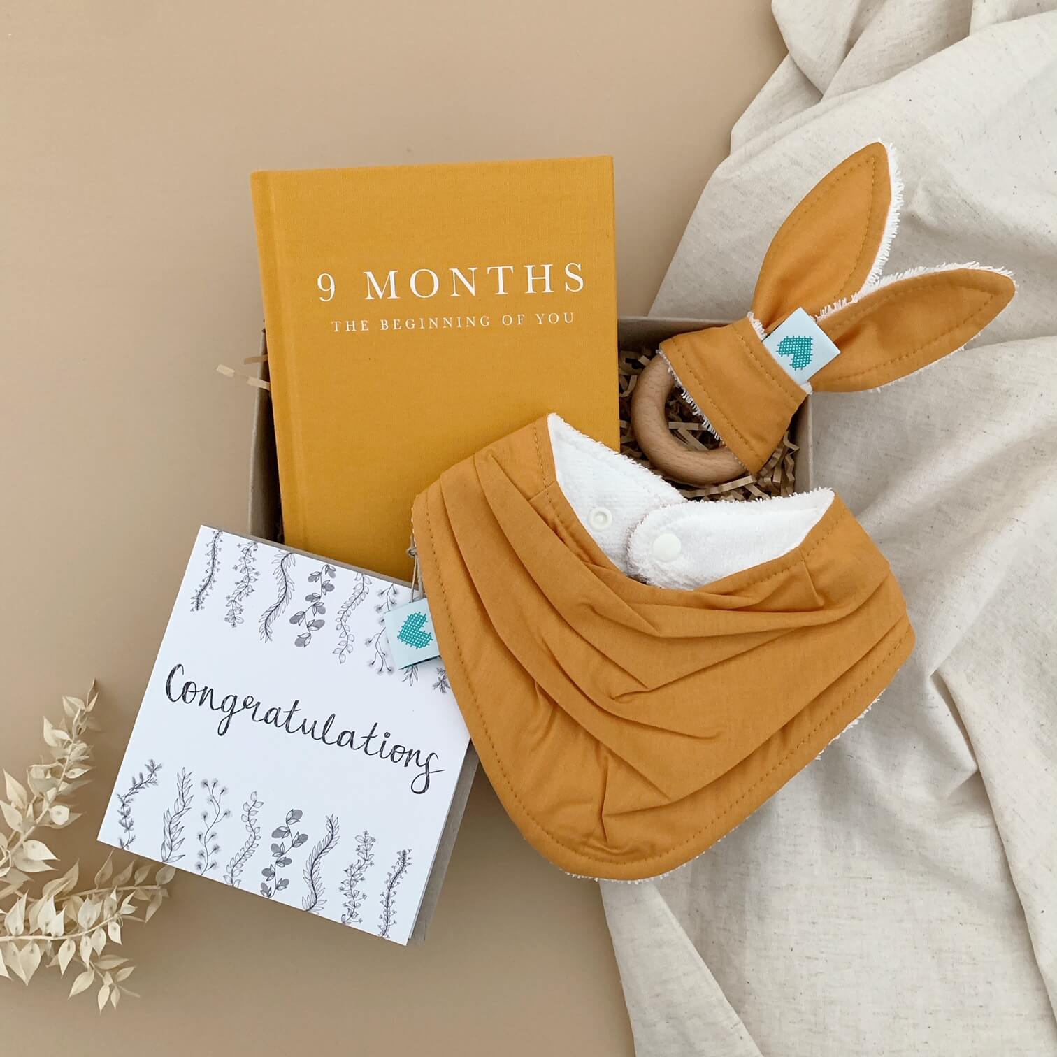 Buy New Mom Gift Box Baby Shower Gift, Pregnancy Gift, Expecting Mom, Mom  to Be Gift, Future Mom Congratulations Gift, New Mom Care Package Online in  India - Etsy