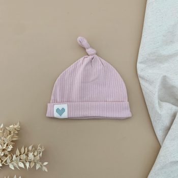 beanie pink main image