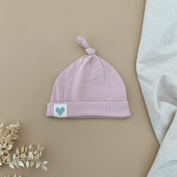 beanie pink main image